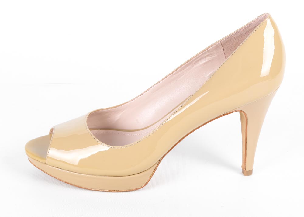 Vince Camuto Ashlyn Peep Toe Platforms