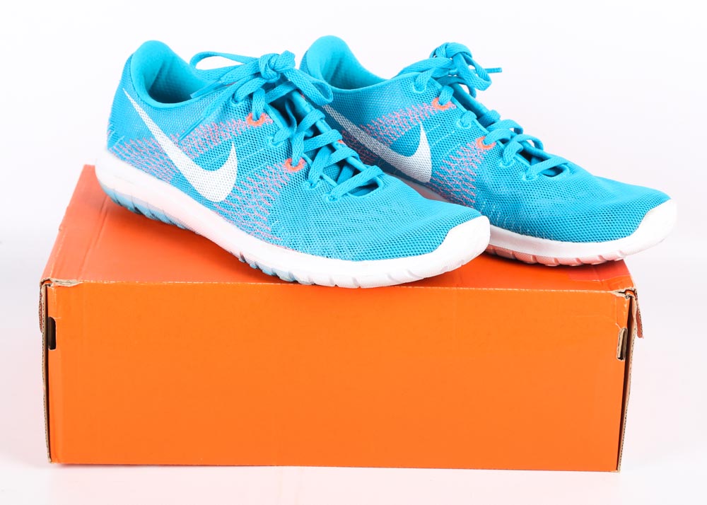 Women's Nike Flex Fury Tennis Shoes