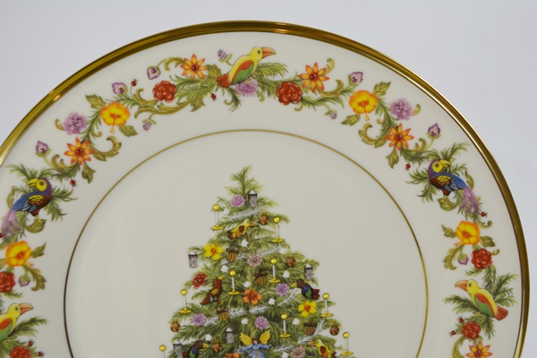 Lenox 2004 Brazil Christmas Trees Around The World Collector Plate