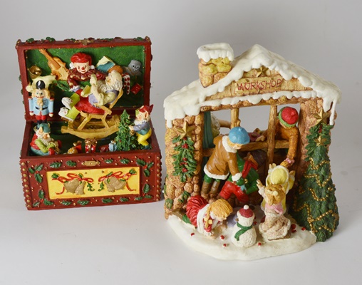 Santa Claus Holiday Decor Items