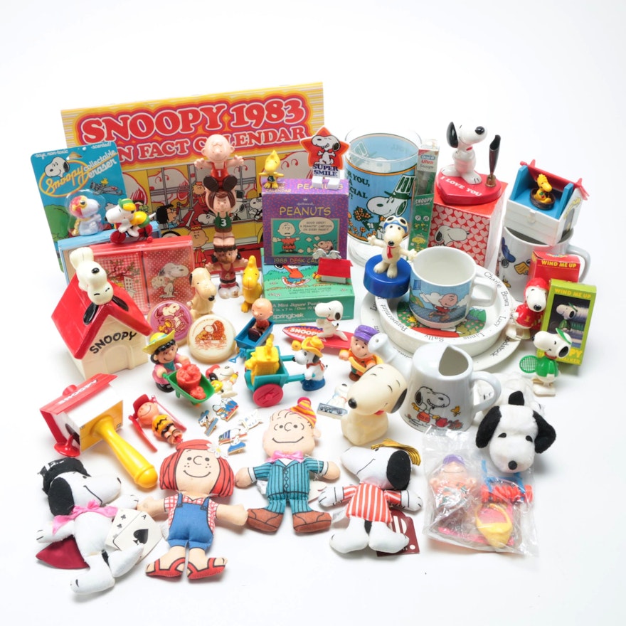 Vintage "Snoopy" and "Peanuts" Collectibles