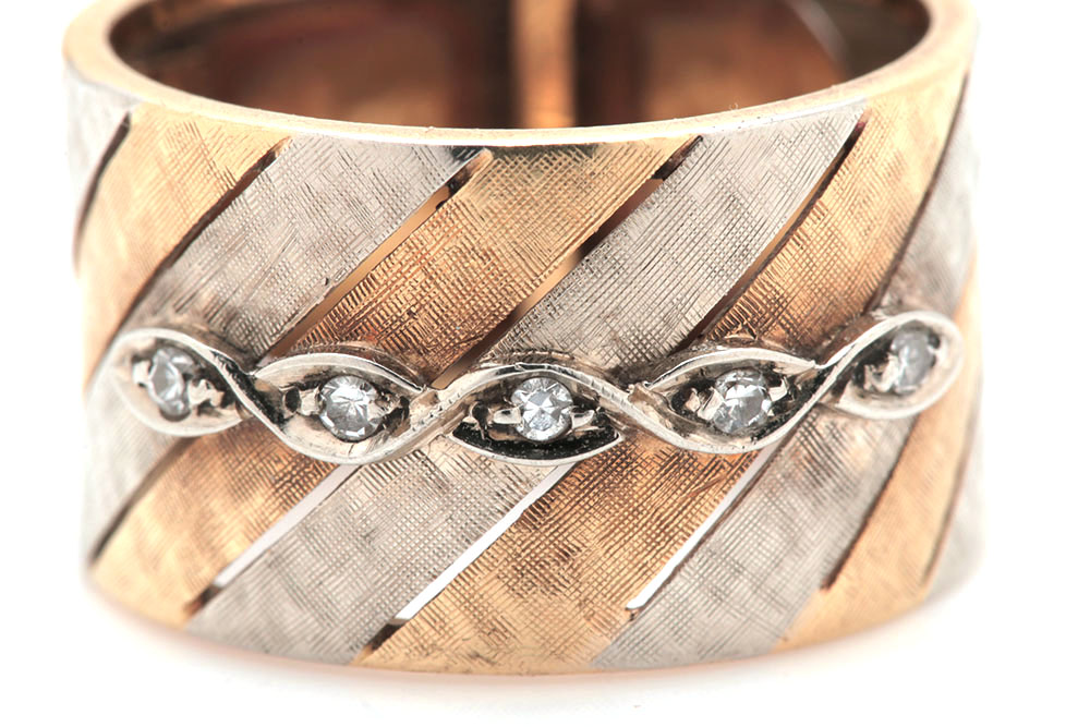 Italian 18K Two Tone Gold Diamond Barrel Ring