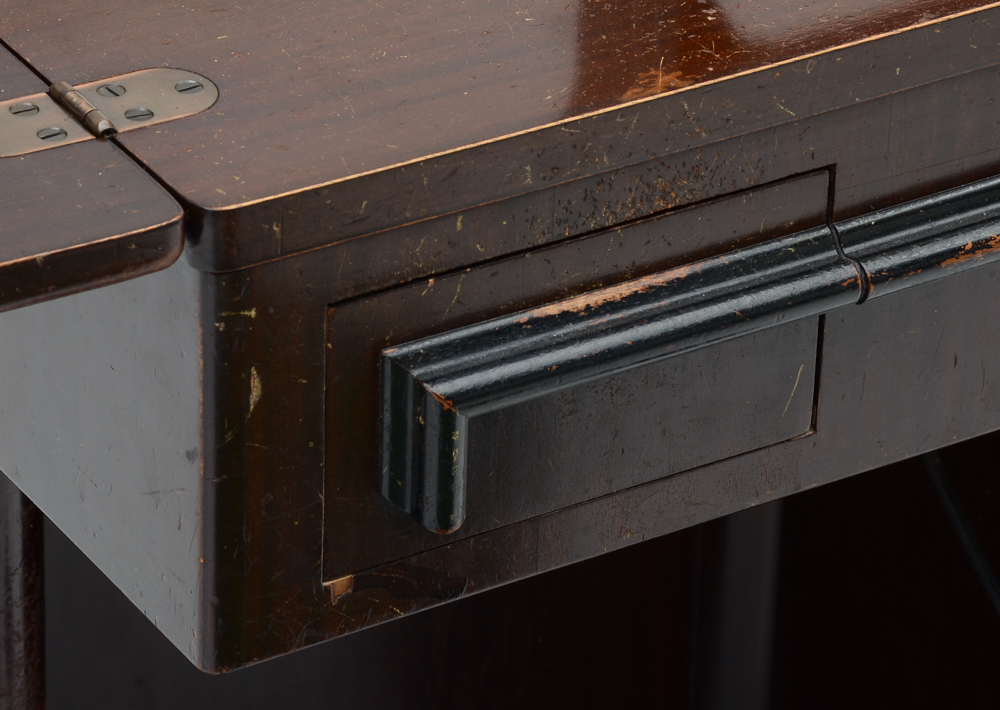 Vintage Singer Electric Sewing Machine i Cabinet with Stool