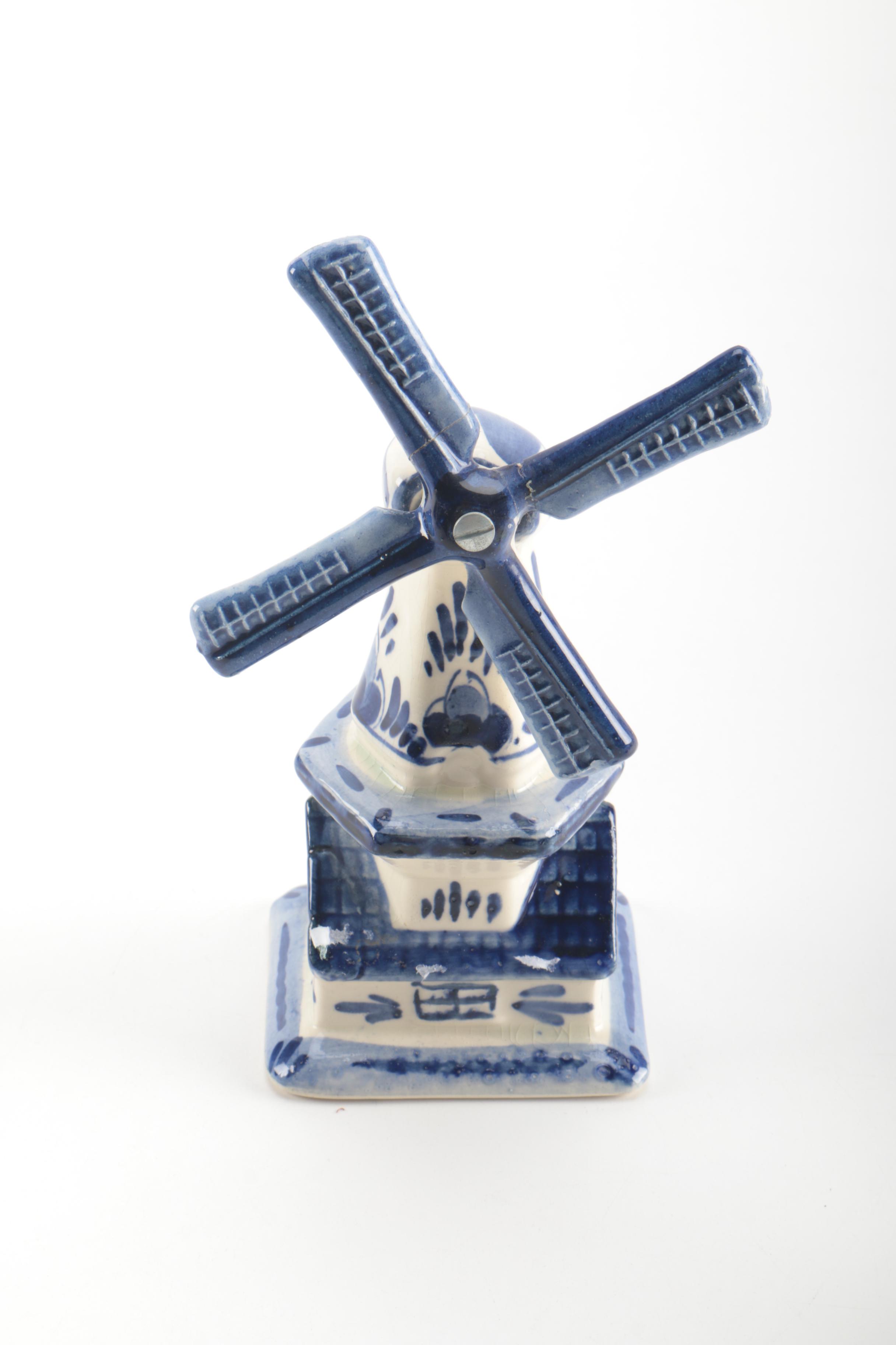 Delft Style Figurines