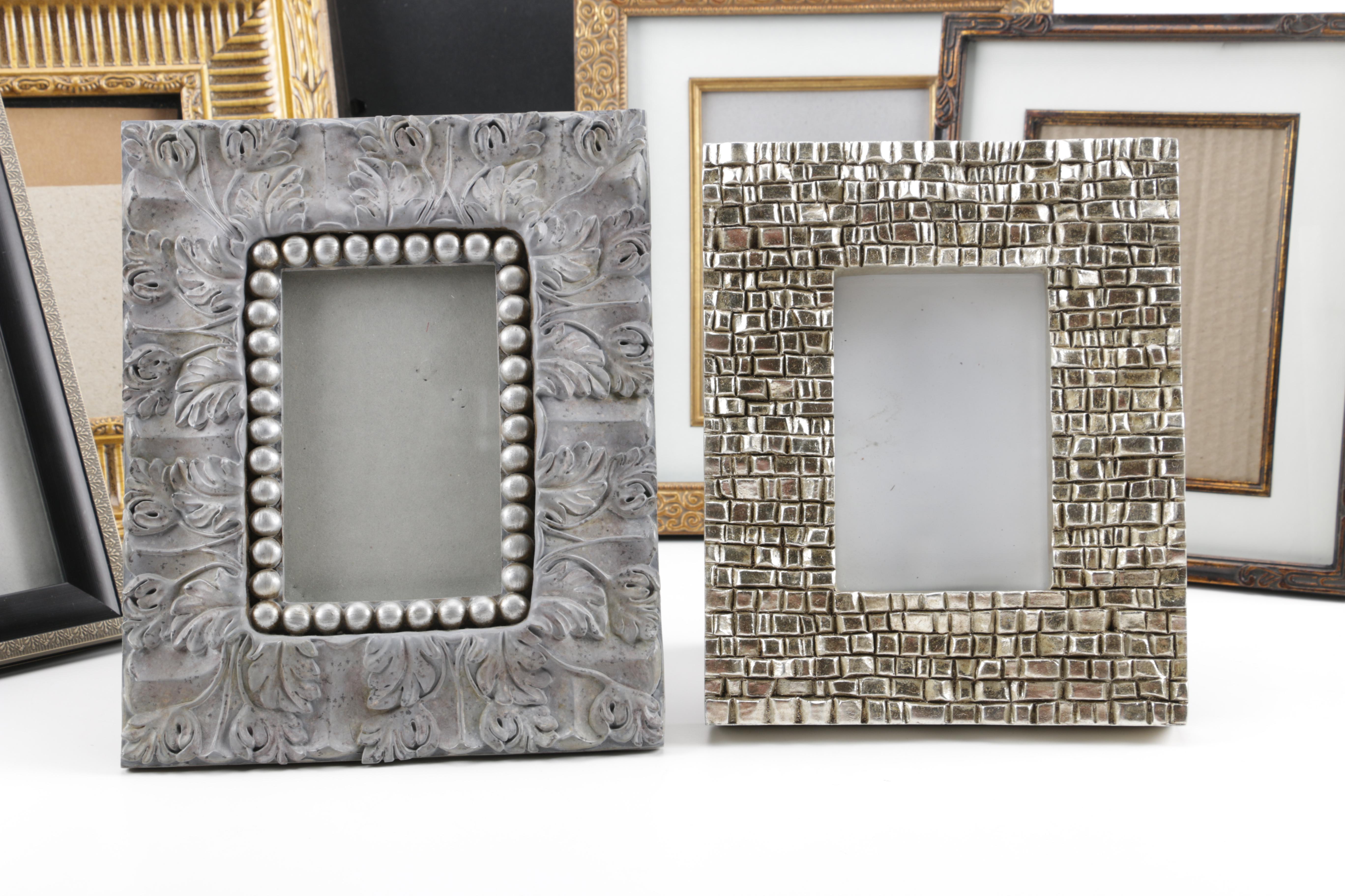 A Collection of Eighteen Decorative Photo Frames