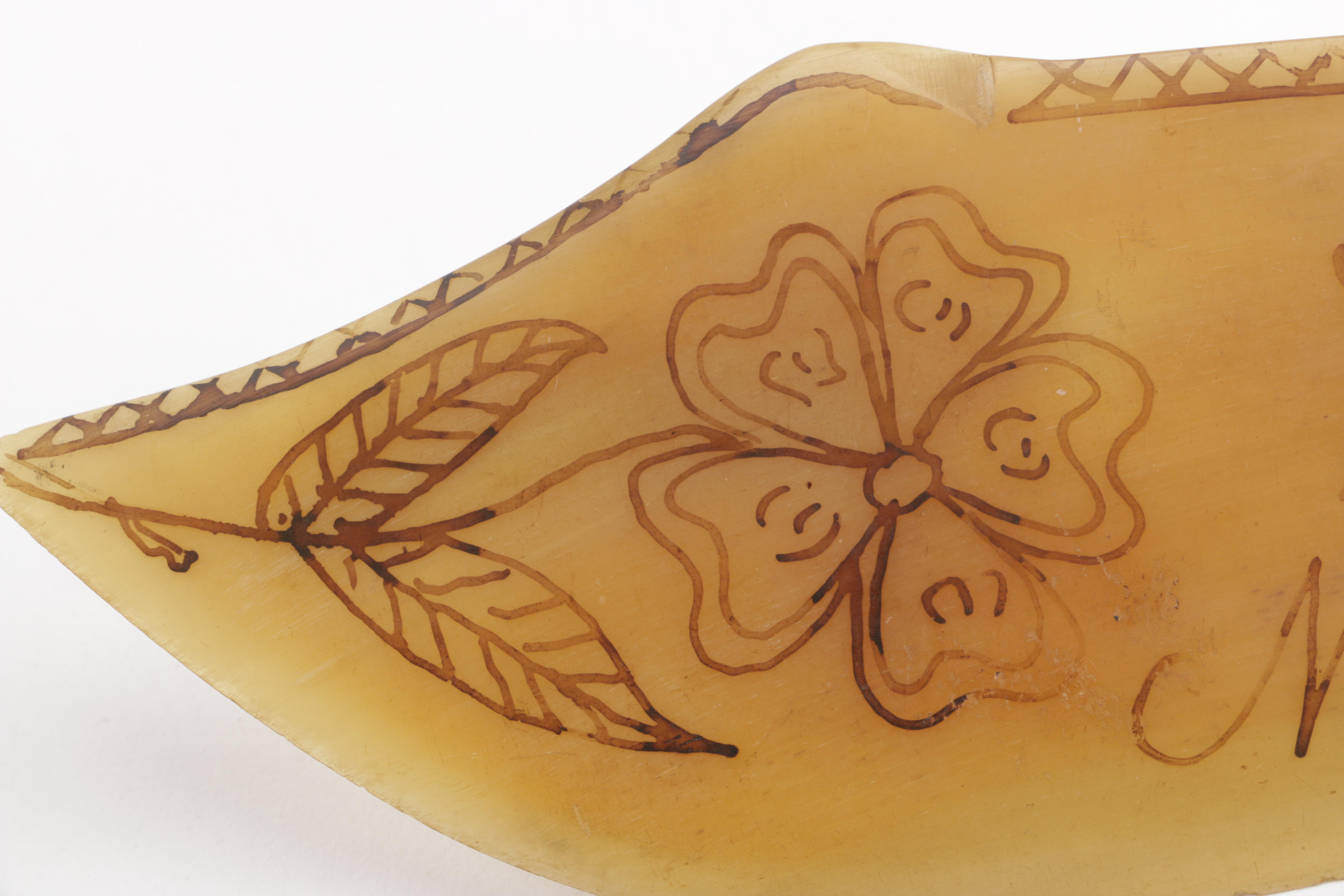 Knife With Horn Blade