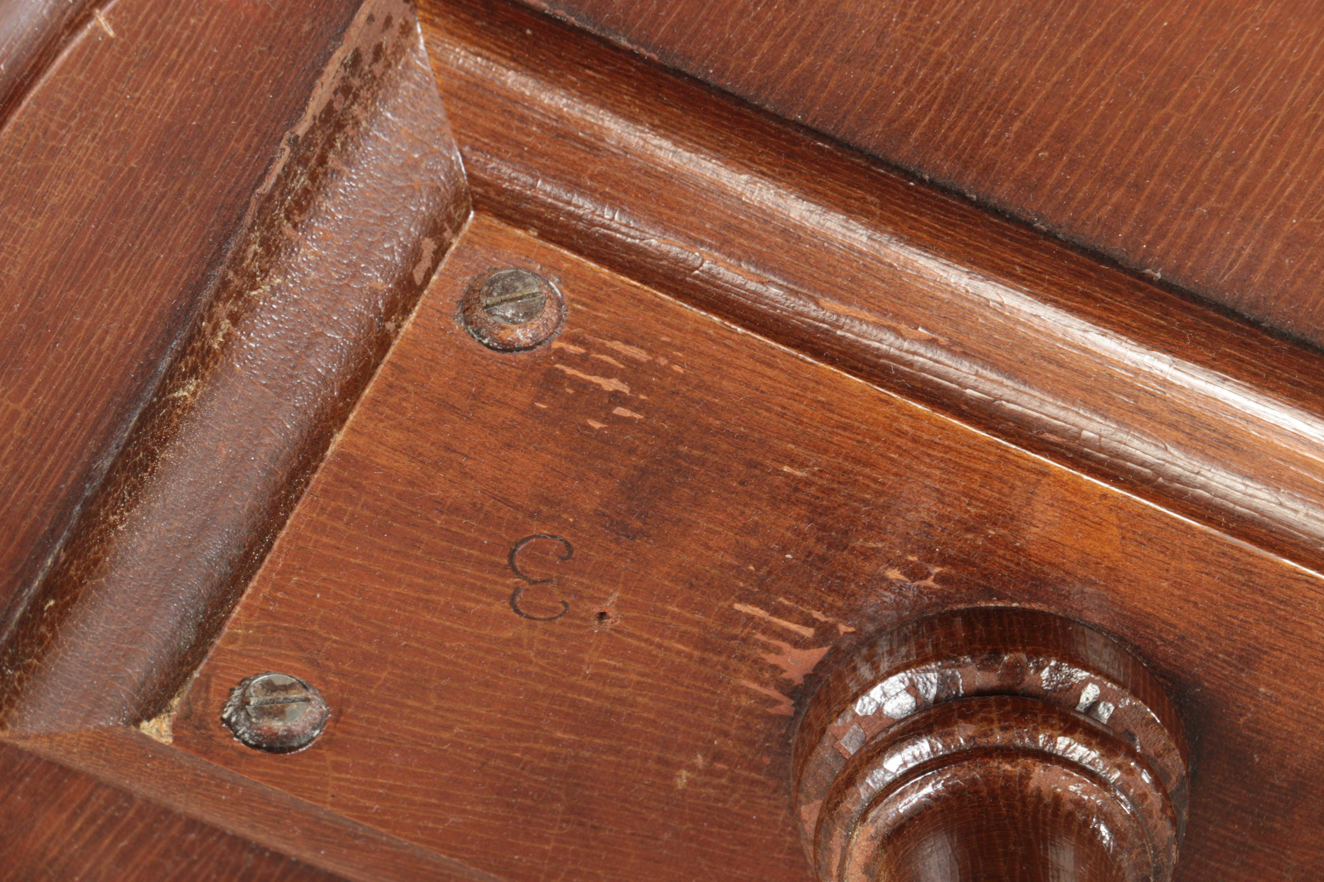 Vintage Federal Style Pedestal Side Tables