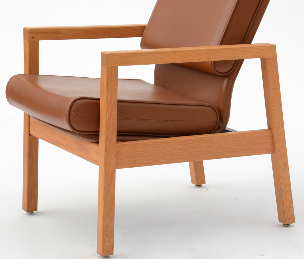 Oak and Vinyl High Back Office Chair