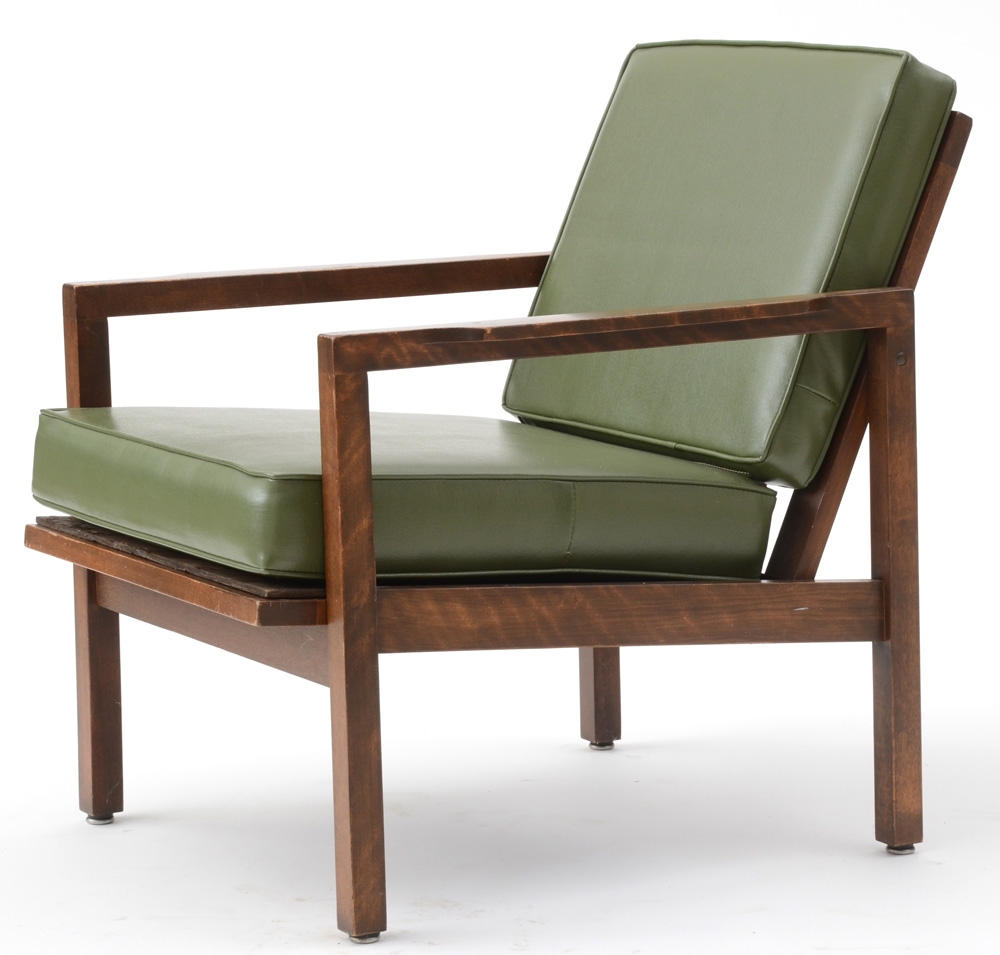 Mid Century Modern Walnut Lounge Chair