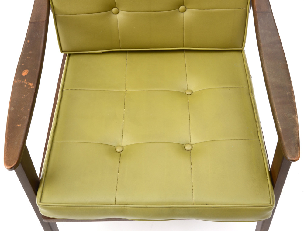 Pair of Mid Century Modern Lounge Chairs