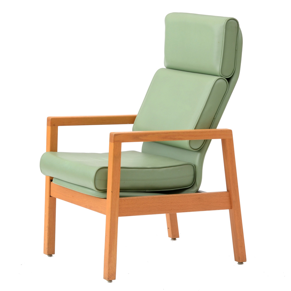 Oak and Vinyl High Back Office Chair