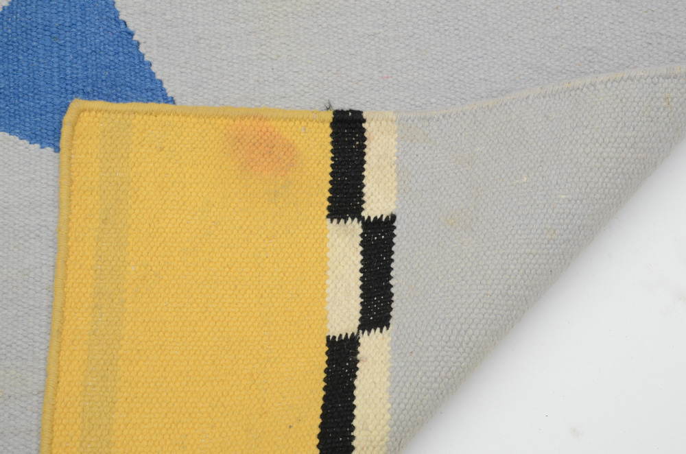 Memphis Style Area Rug