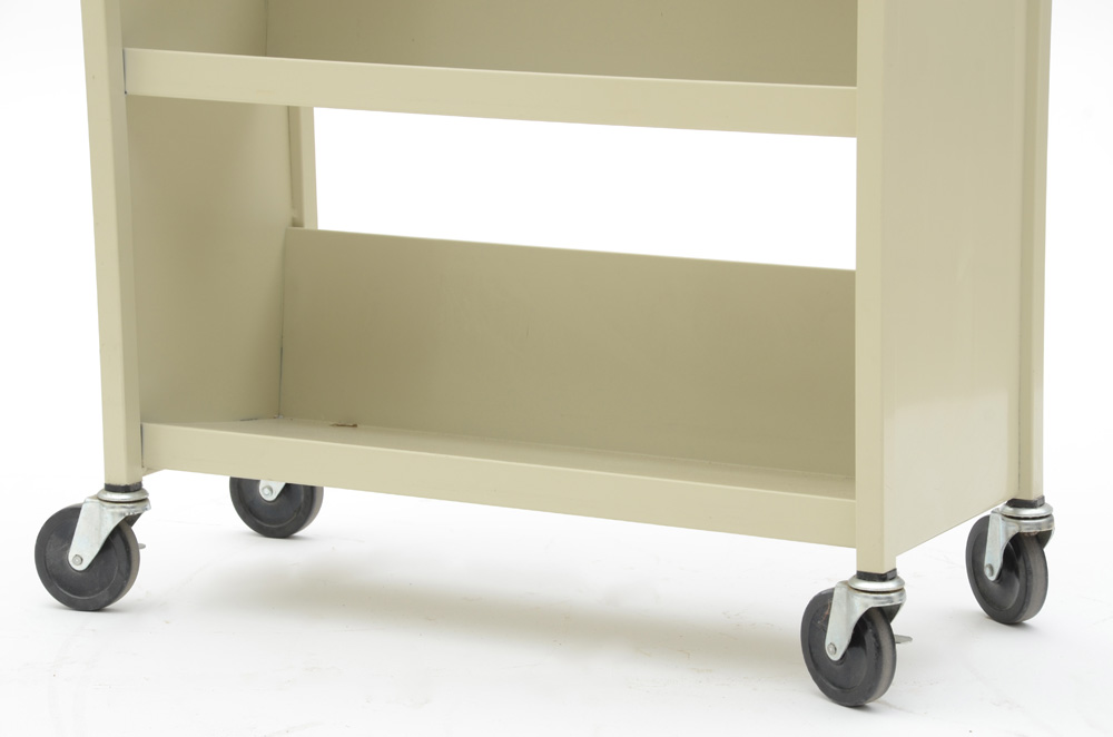 Bretford Metal Booktruck