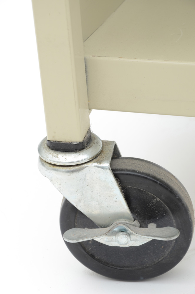 Bretford Metal Booktruck