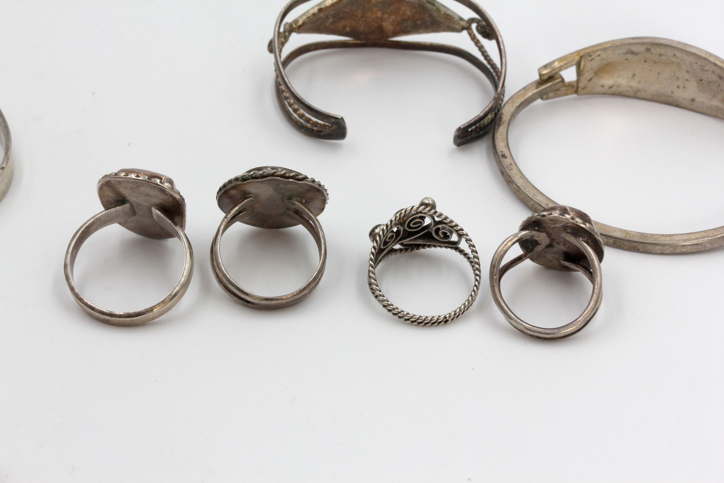 Collection of 800 Silver Jewelry