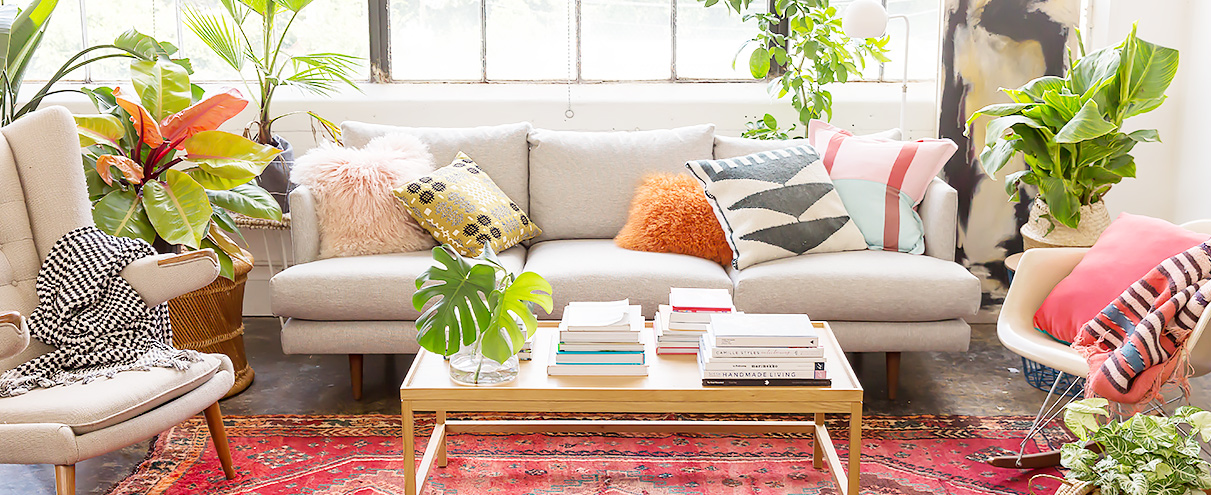 Tips of the Trade: 5 Tips To Work Design Into Your Workspace With Paper and Stitch