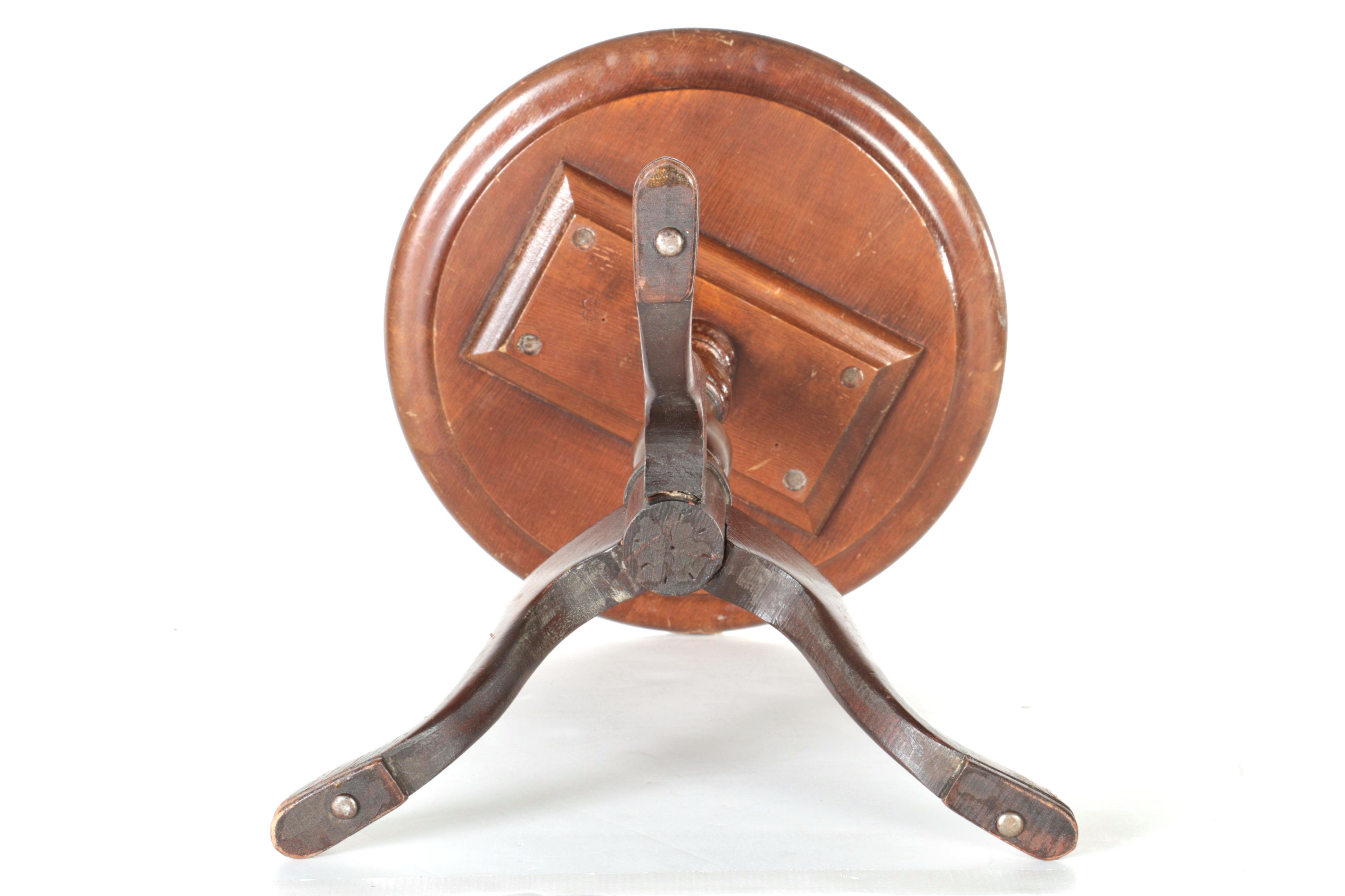 Vintage Federal Style Pedestal Side Tables