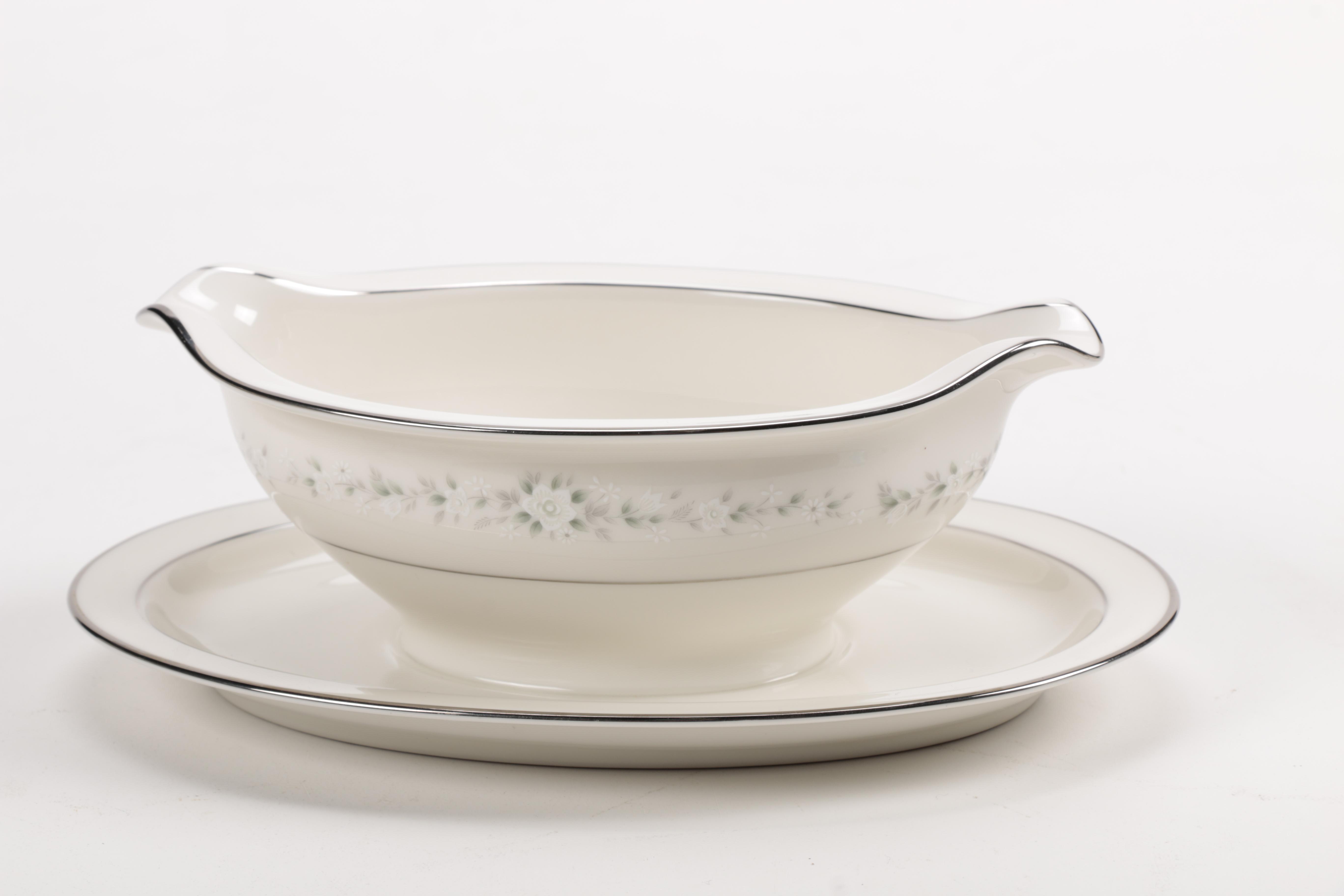 Noritake Ivory China "Heather" Set