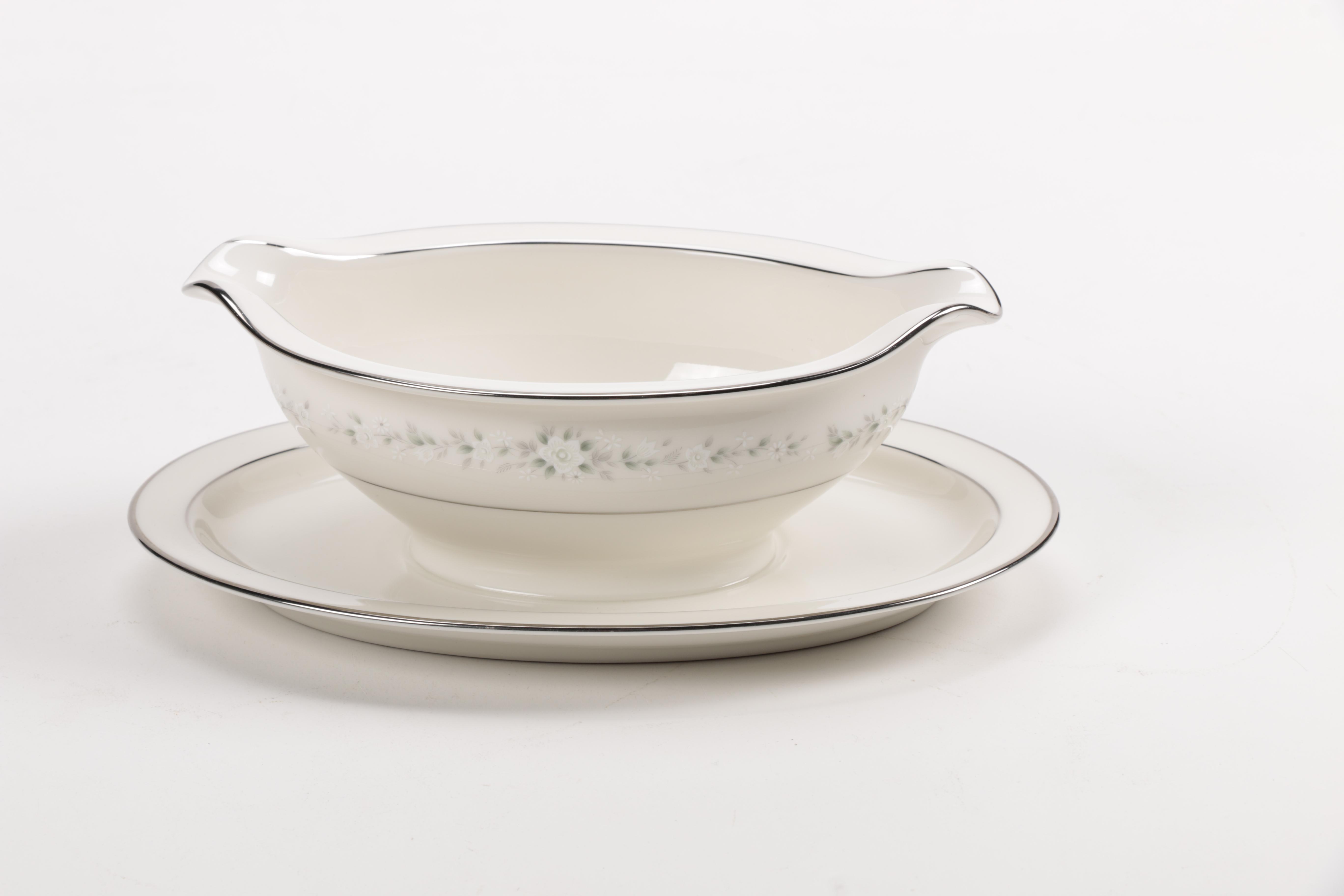 Noritake Ivory China "Heather" Set