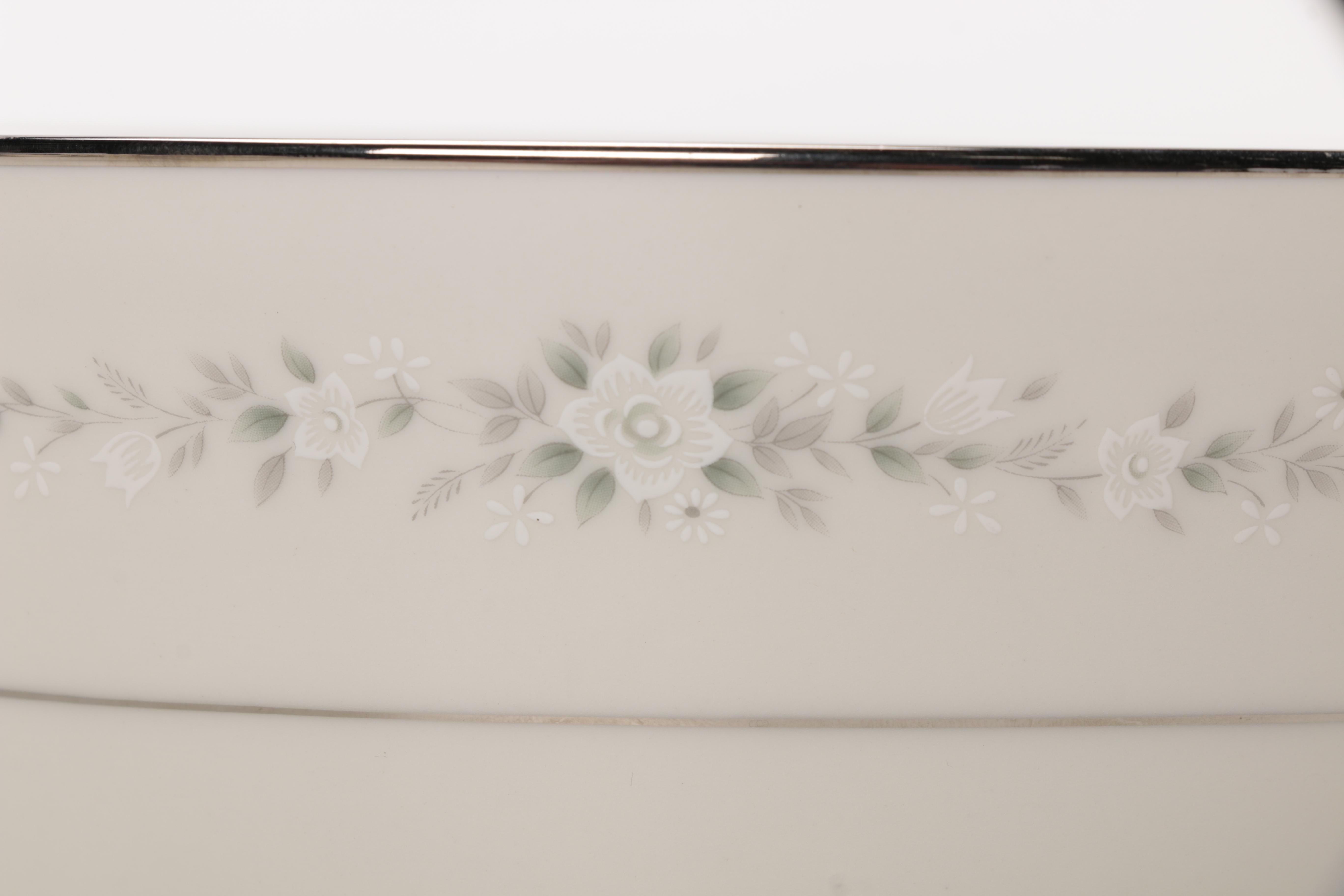 Noritake Ivory China "Heather" Set