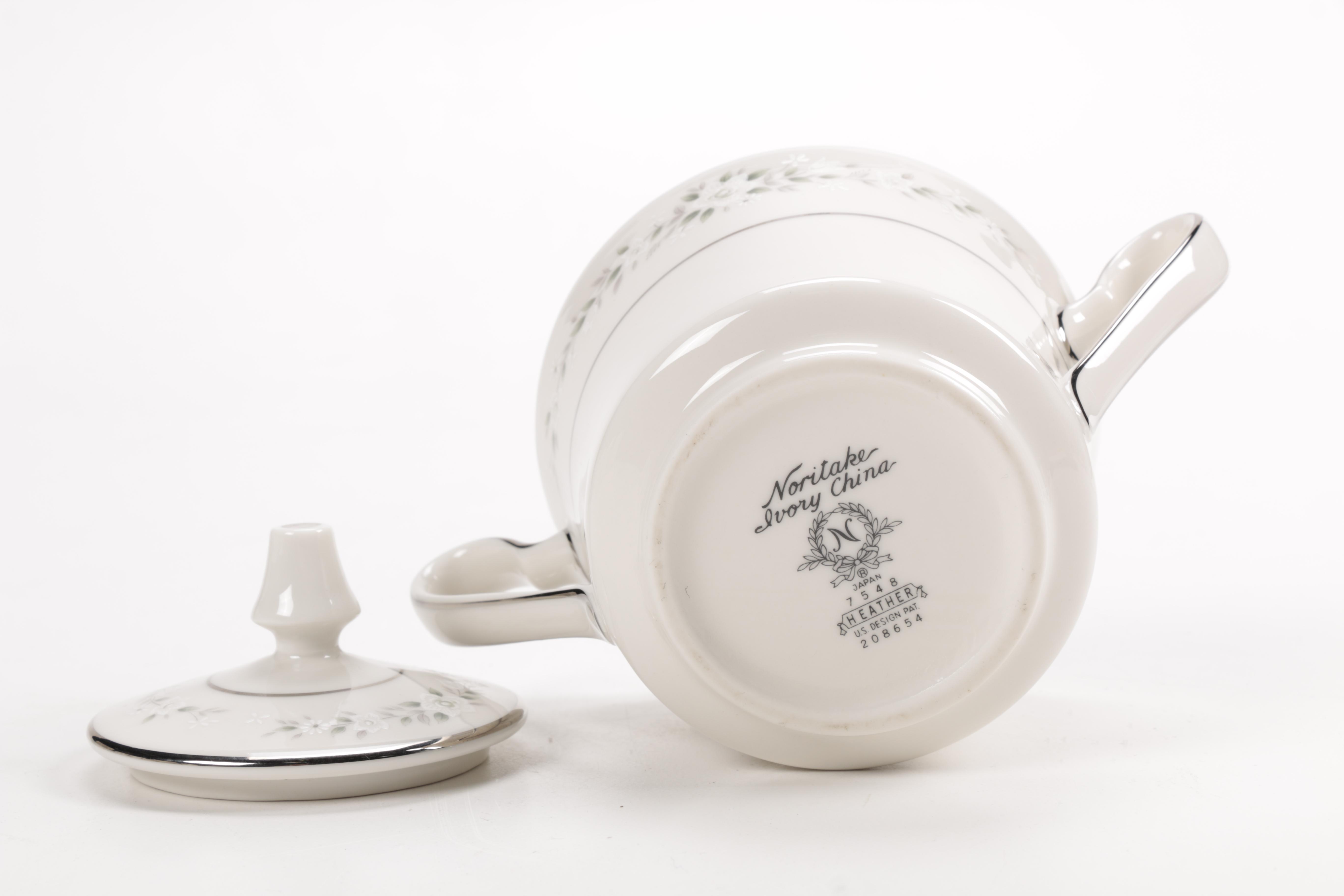 Noritake Ivory China "Heather" Set