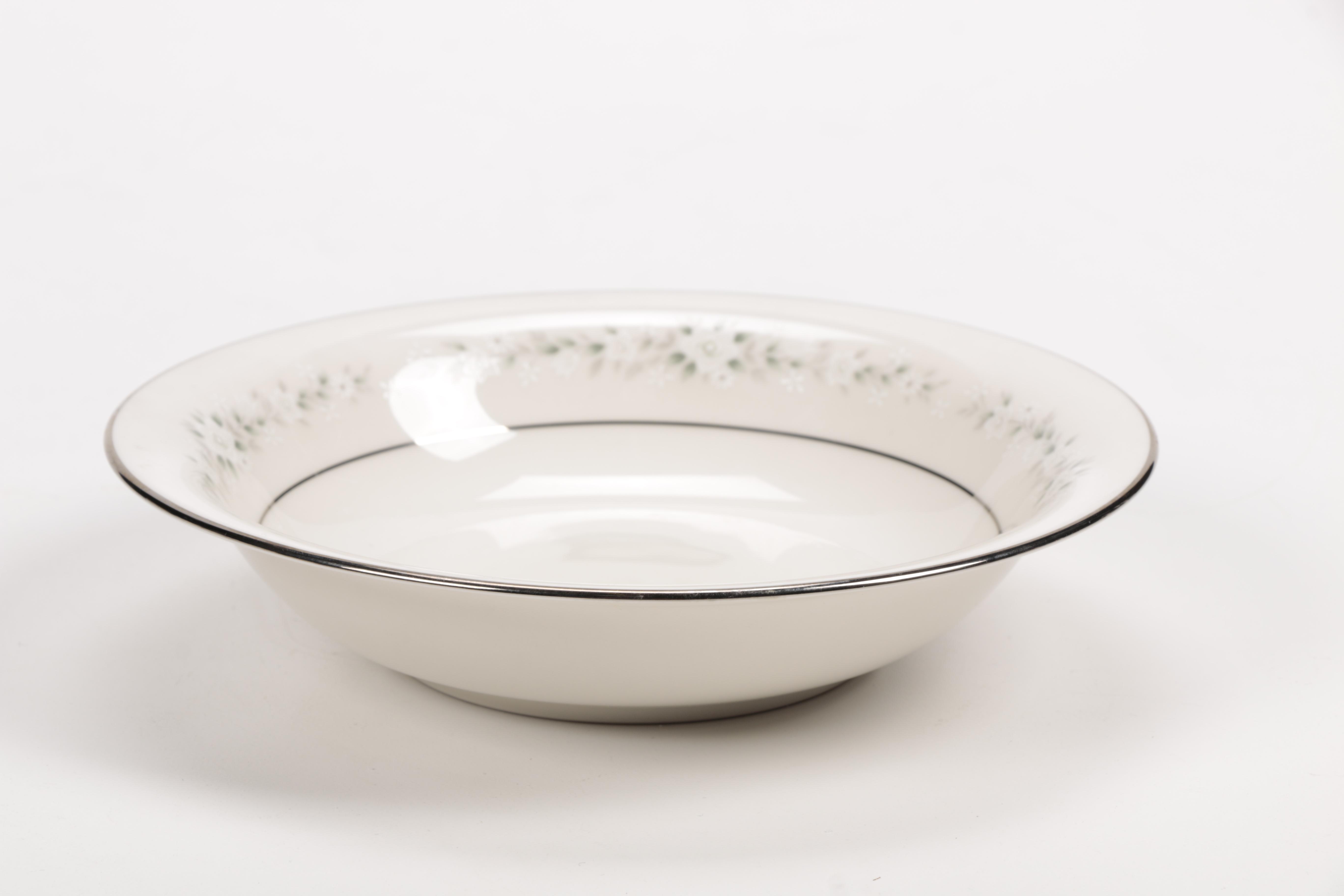 Noritake Ivory China "Heather" Set