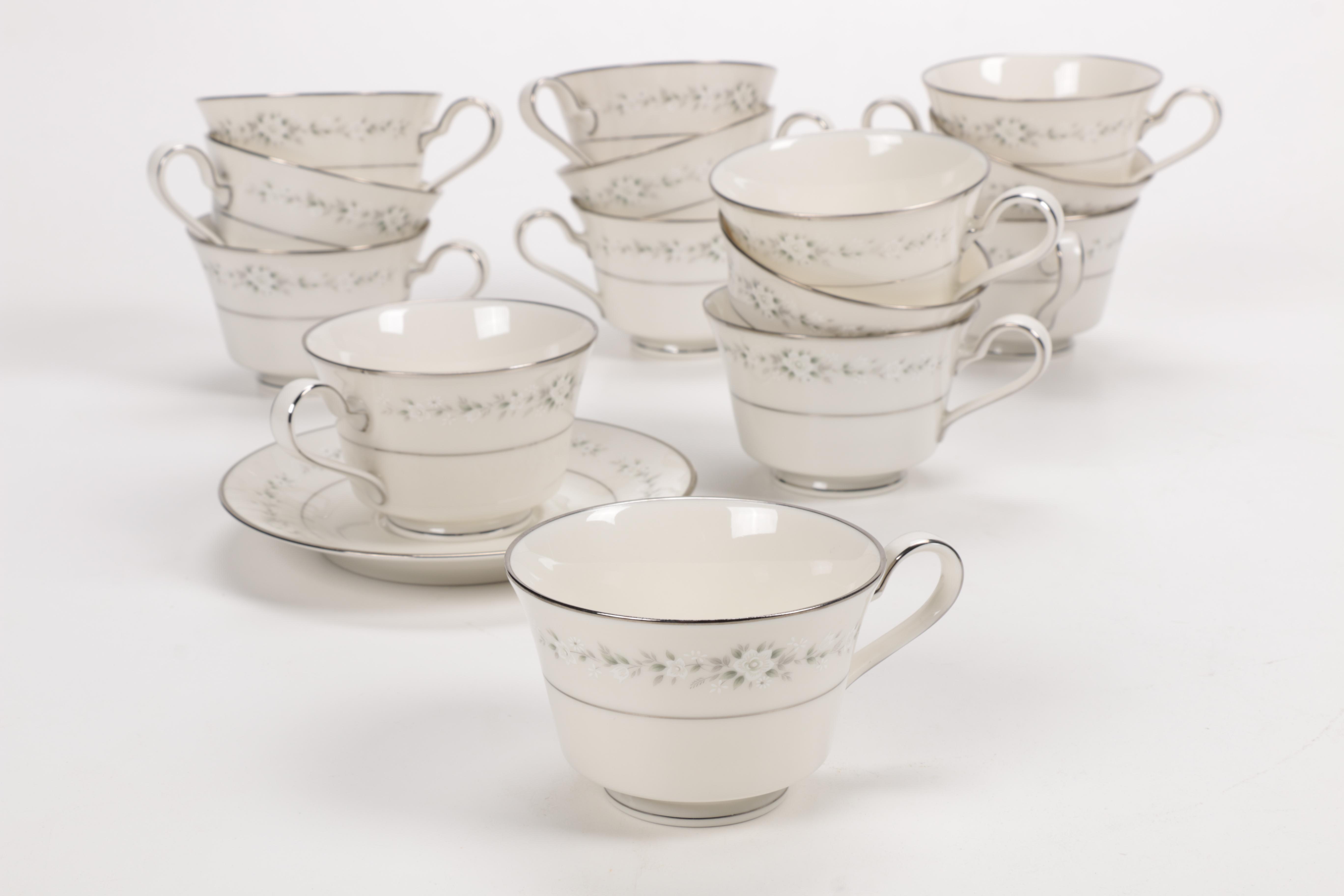 Noritake Ivory China "Heather" Set