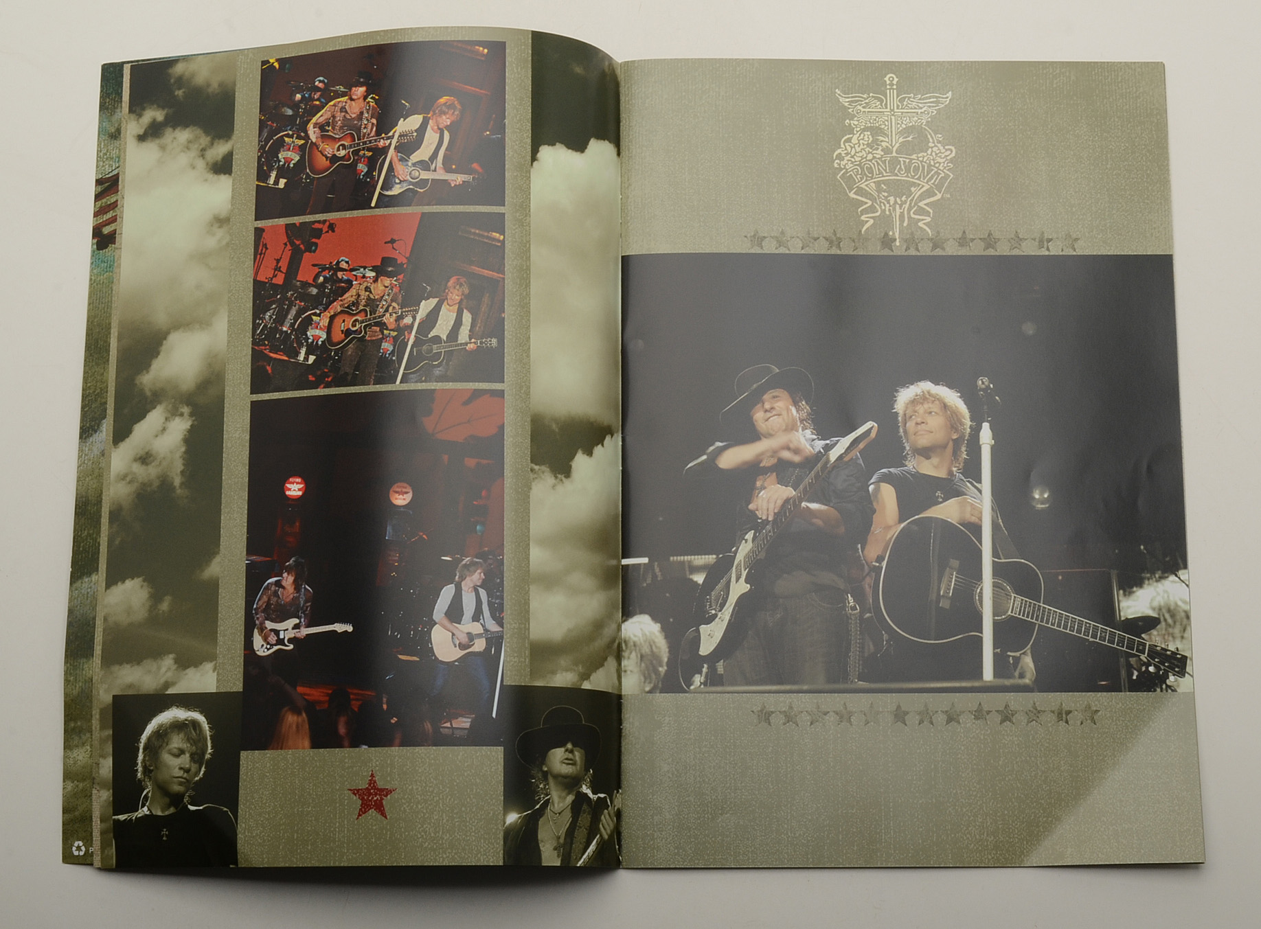 2007-2008 Bon Jovi Signed "Lost Highway" Concert Tour Book