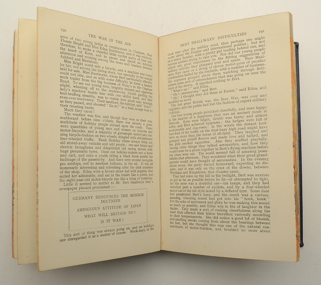 H.G. Wells "The War in the Air" with Fore-Edge Painting