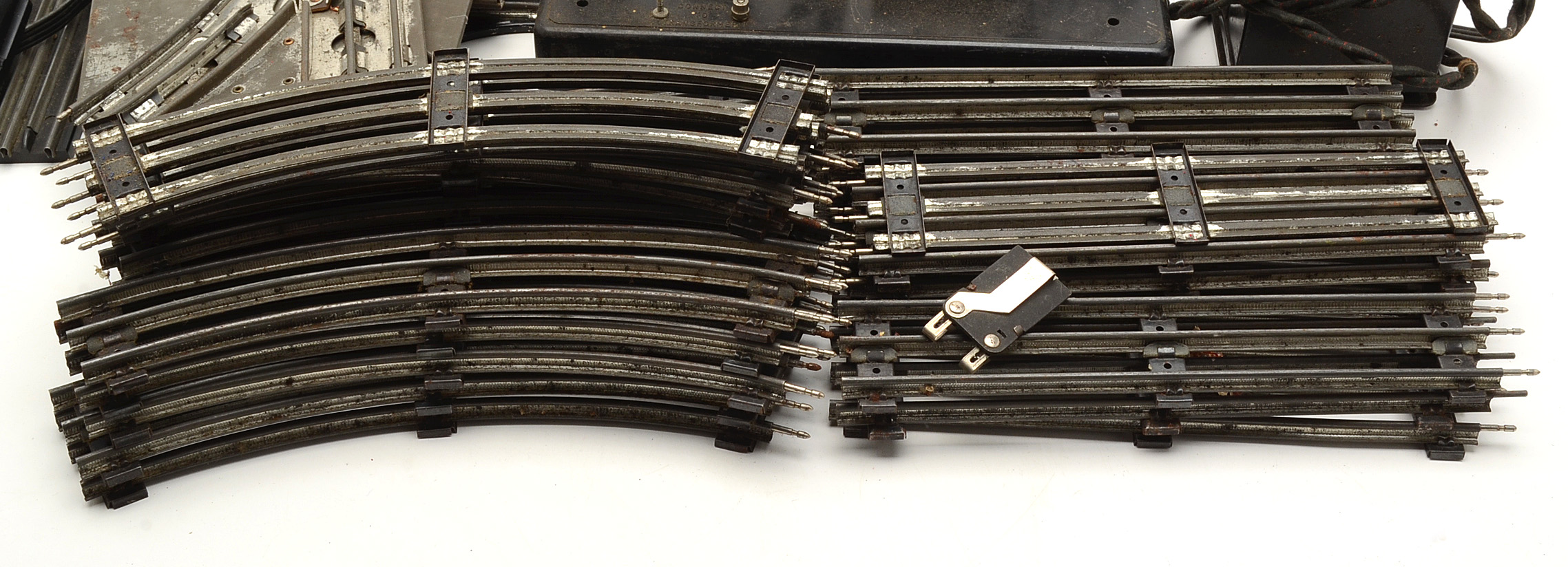 Vintage Lionel 1666E Locomotive with Coal Loader