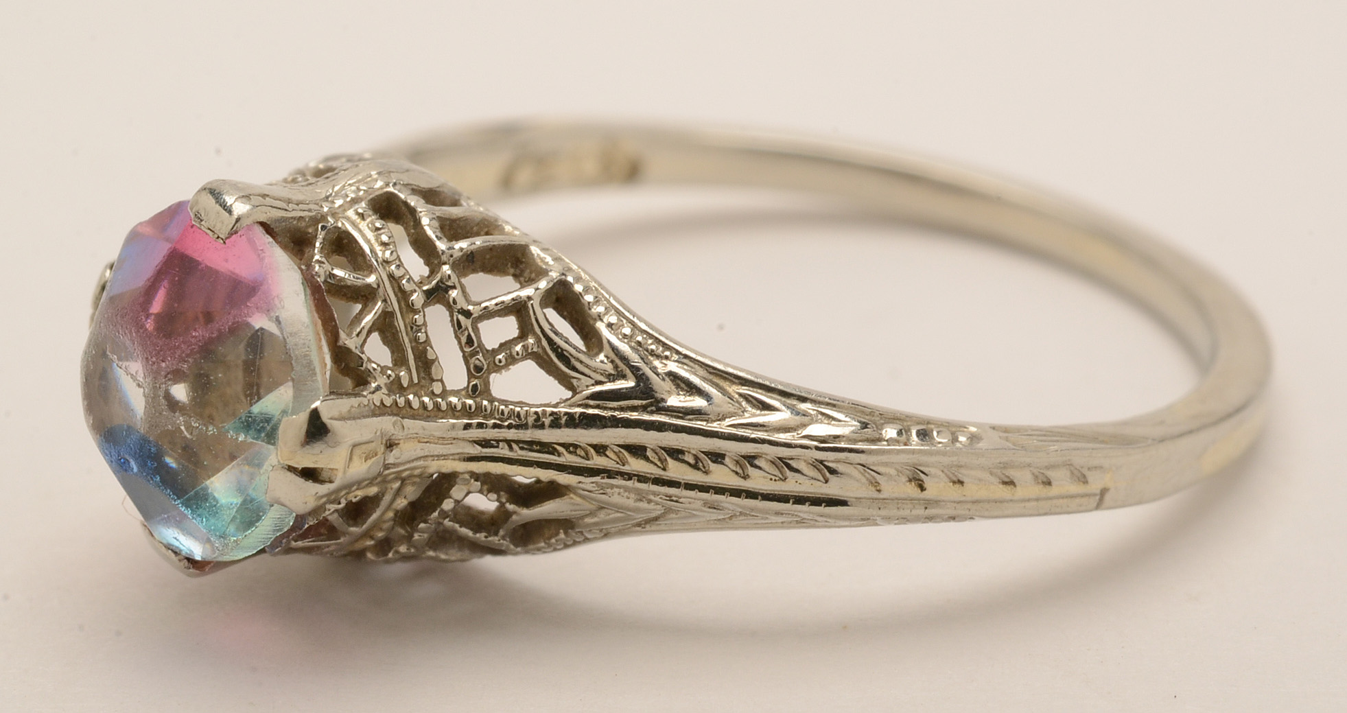 Vintage 18K White Gold Ring with Glass Center Stone