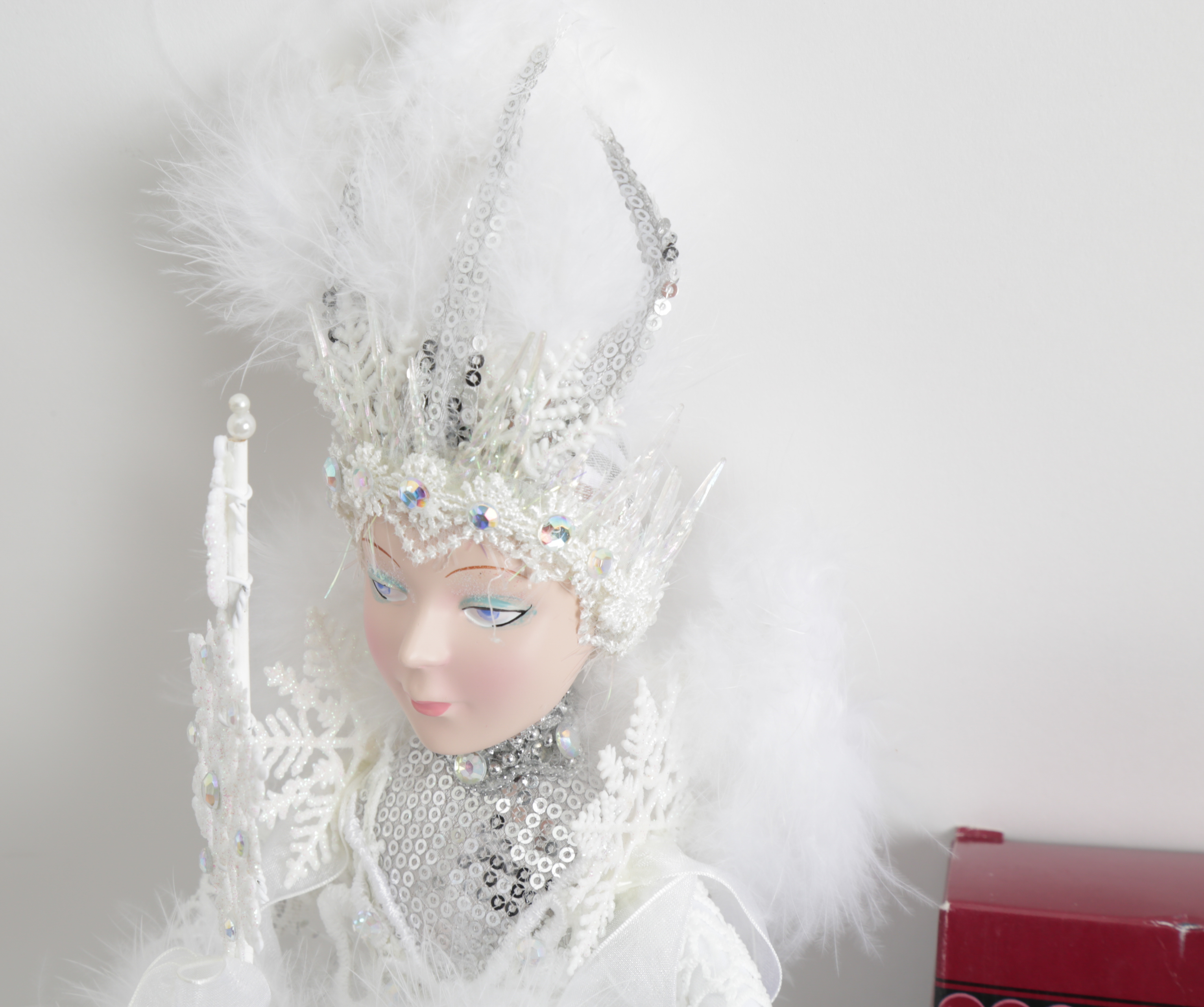 Collection of Van Craig Ornaments and Figurines Including "The Vantastiks"