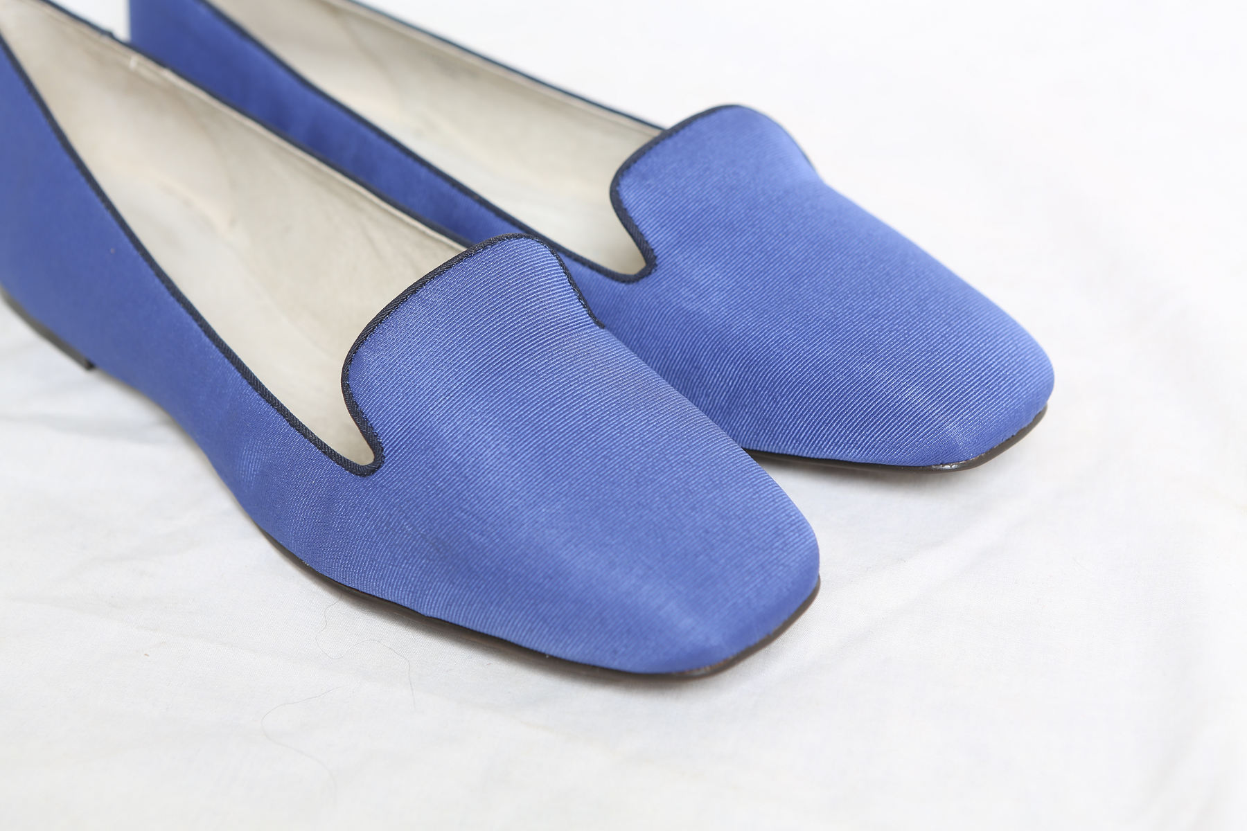 Tahari Clementine Size 10.5 Flats