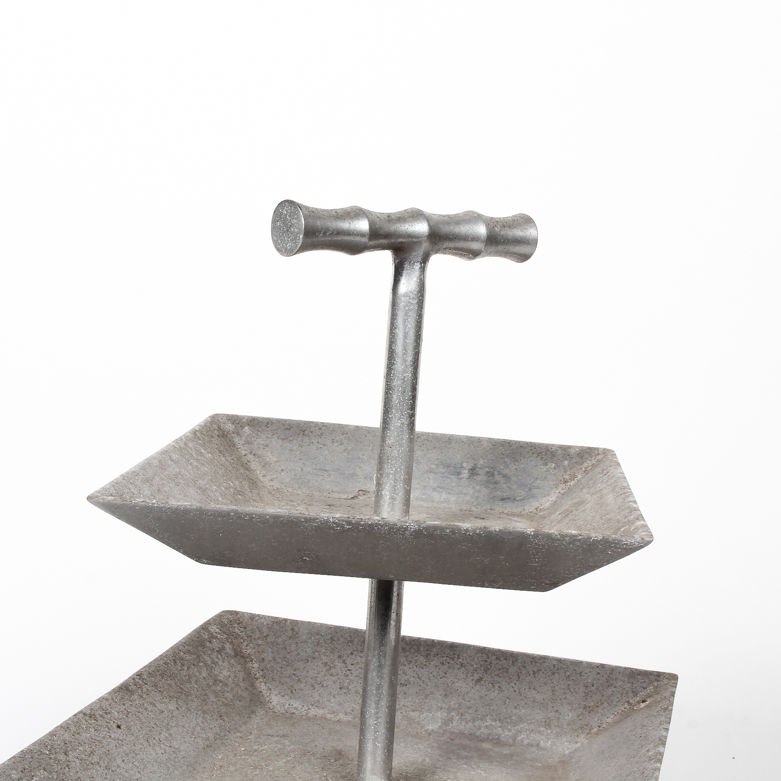 Aluminum Tiered Tray