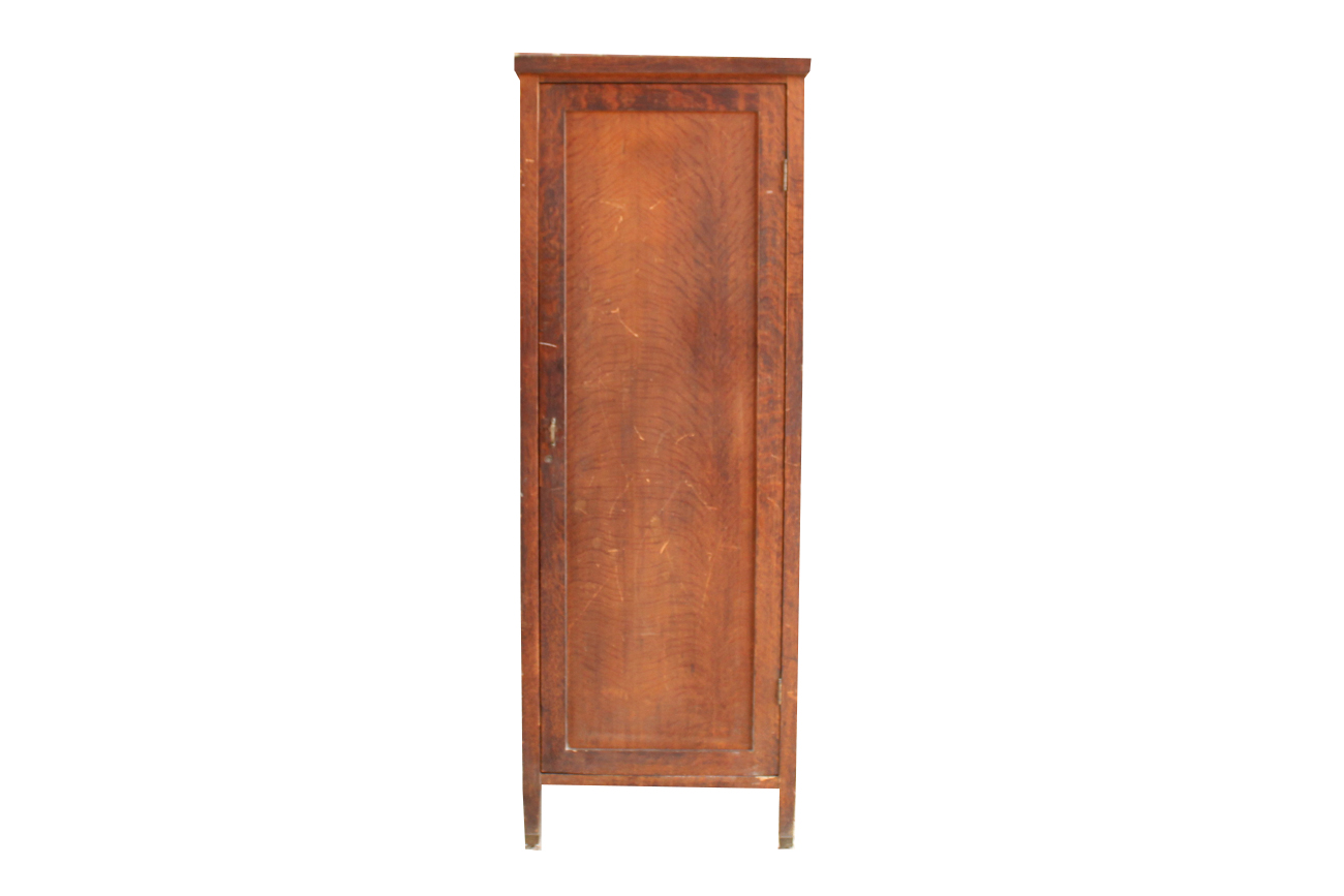 Early 20th Century Tiger Oak Wardrobe