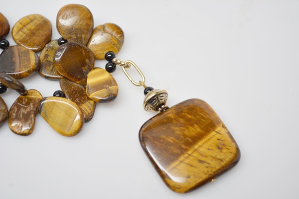 Tiger's Eye Gold Tone Necklace