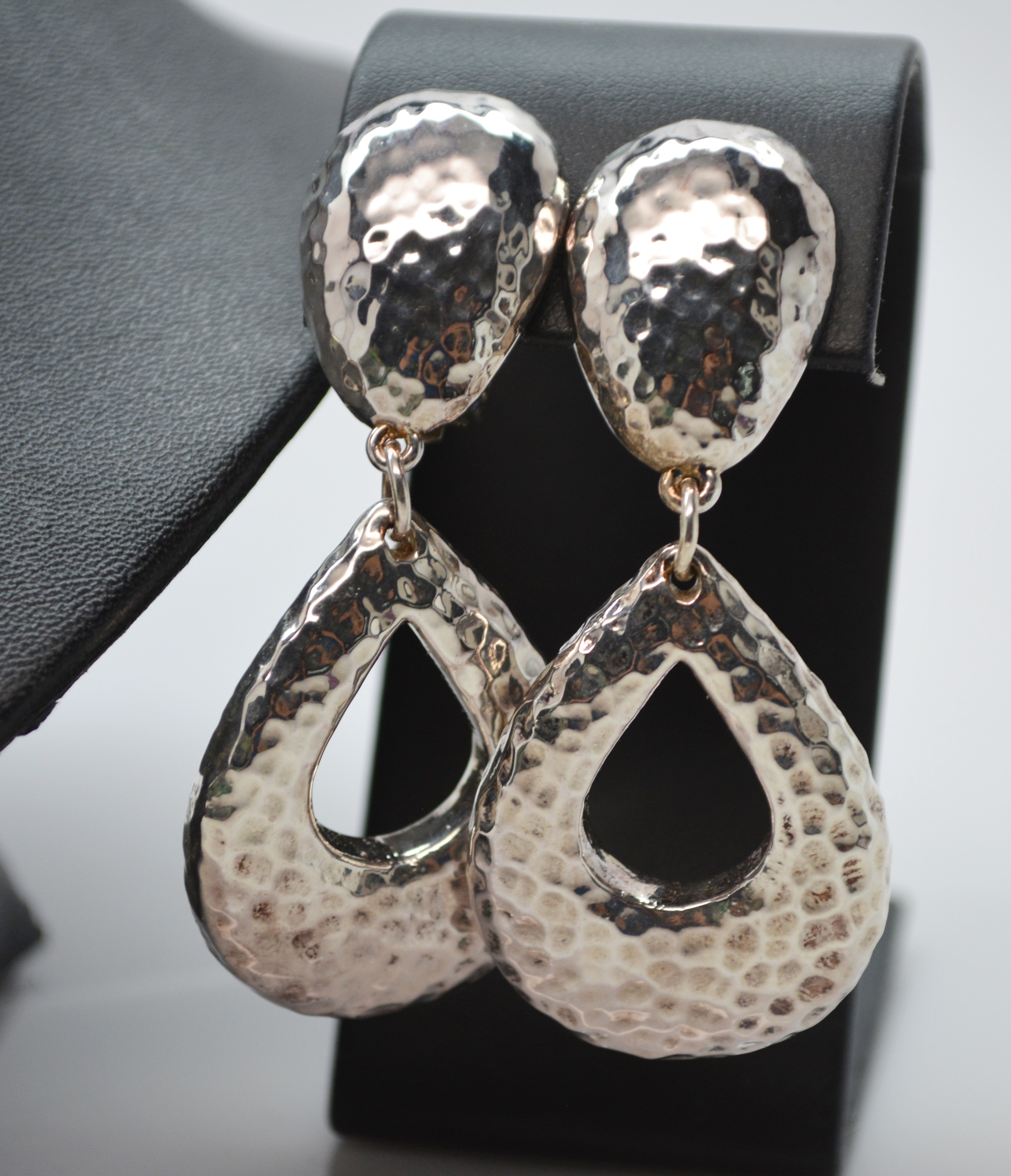 Sterling Silver Iron Jasper Pendant Necklace and Hammered Dangle Clip-On Earrings