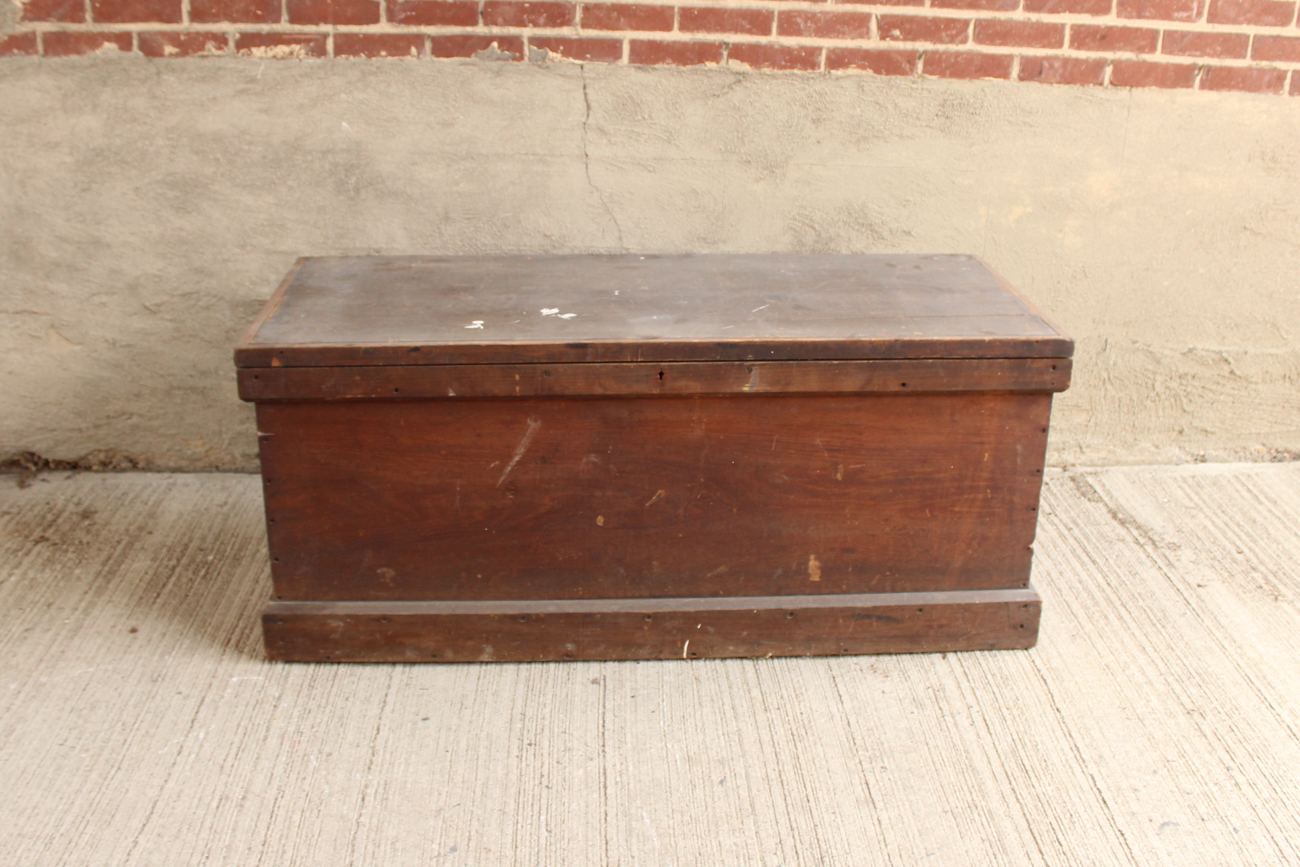 Early 20th Century Hope Chest