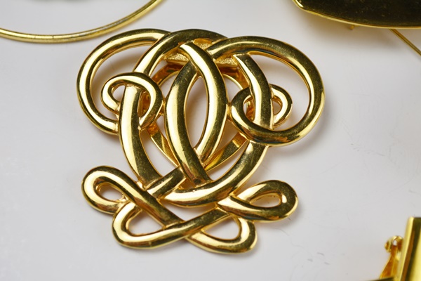 Costume Gold and Black Toned Jewelry With Bookmark