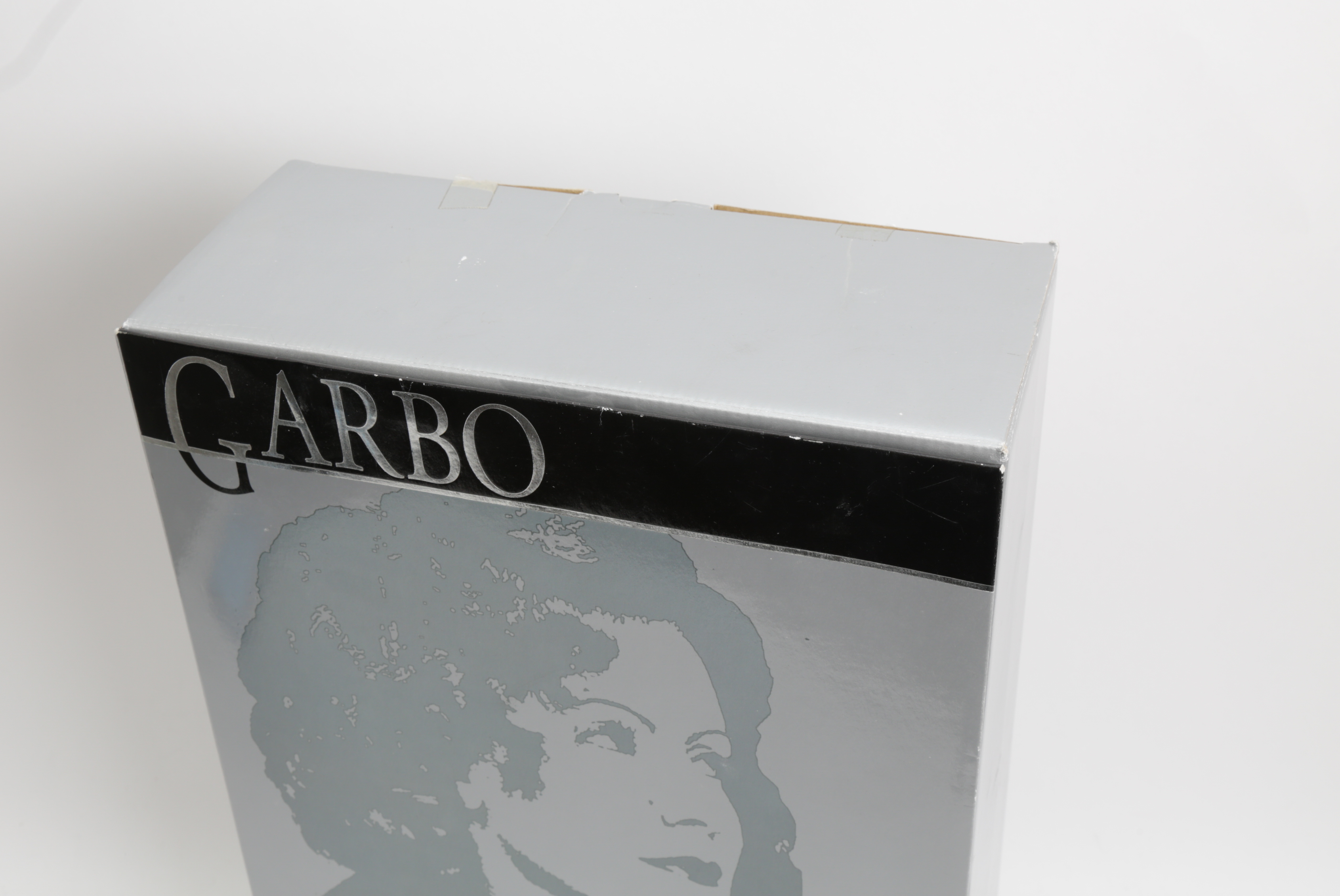 Limited Edition Madame Alexander Greta Garbo "Grand Hotel" Doll