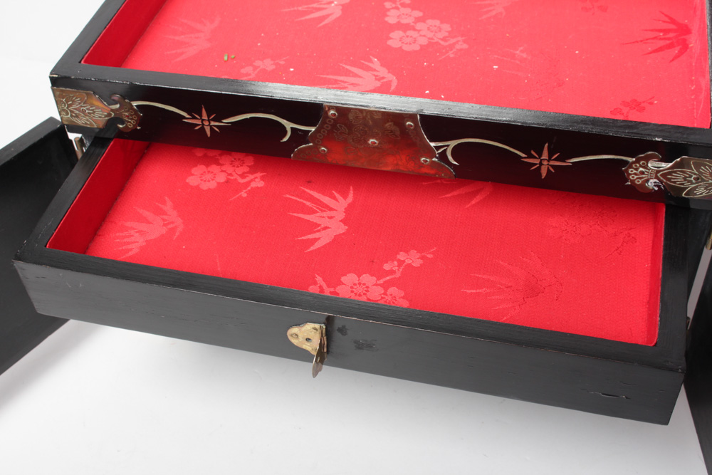 Lacquerware Jewelry Box
