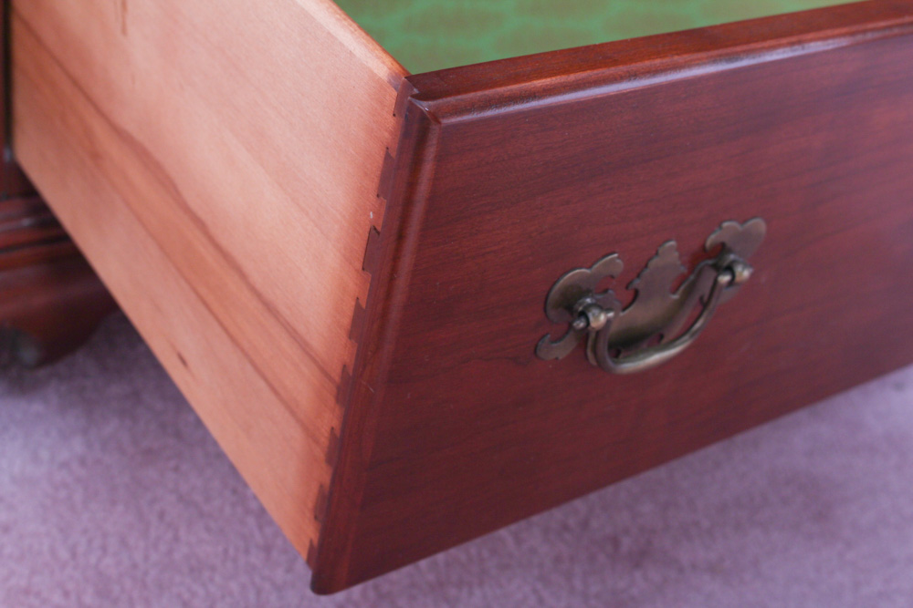 Mid Century Willett Queen Anne Style Dresser and Mirror