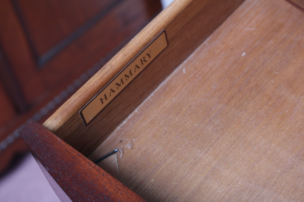 Hammery Entry Hall Table