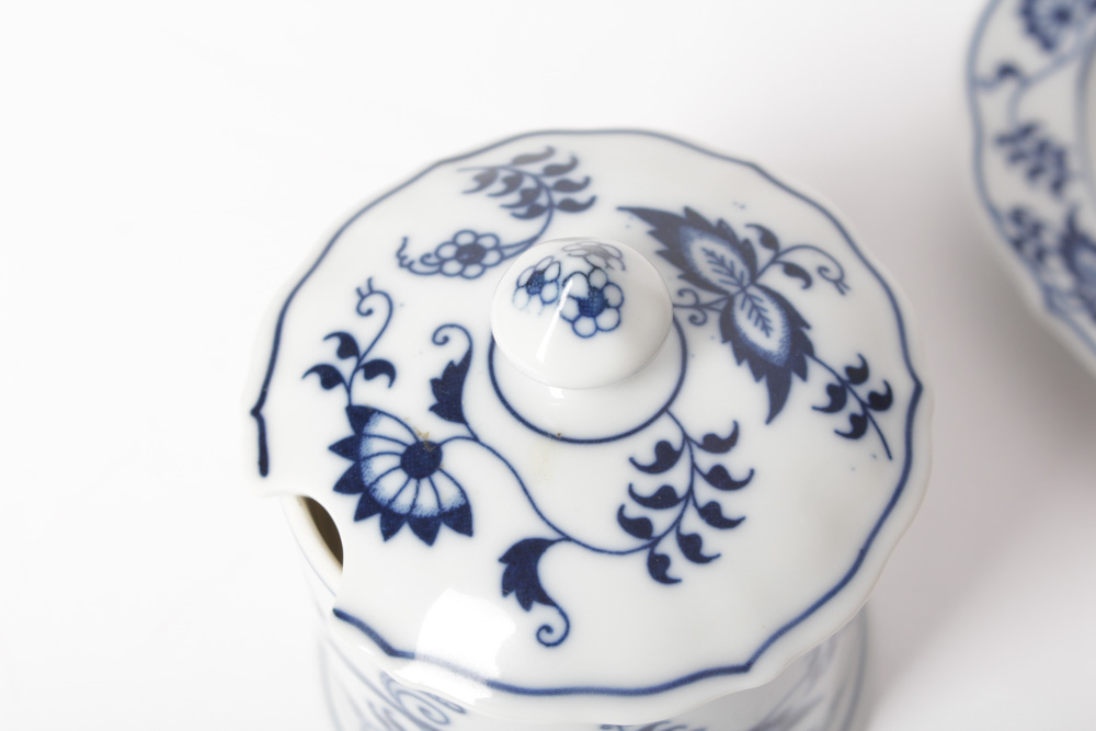 Blue Danube Honey Pot With Plate