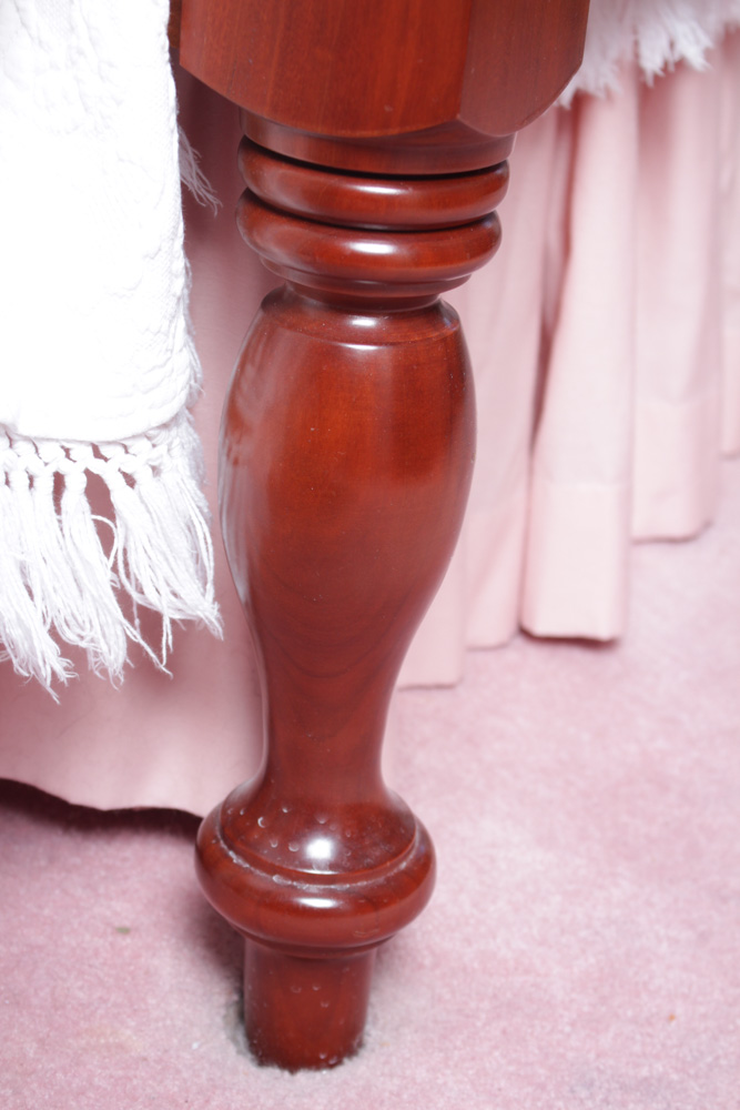 Colonial Style Hardwood Full Sized Bed