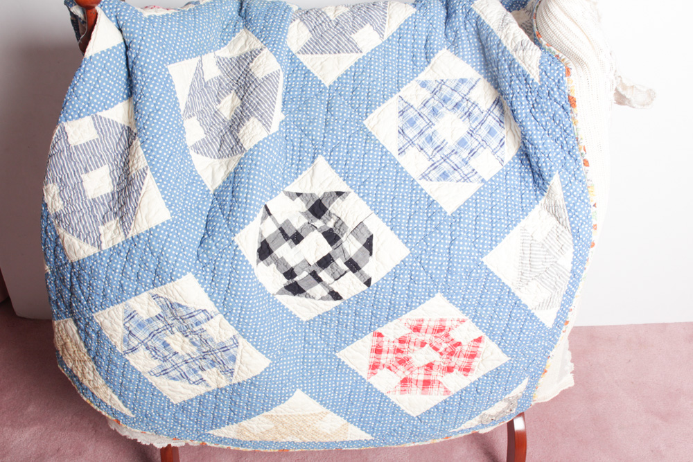 Vintage Handmade Quilt with Colonial Style Quilt Stand