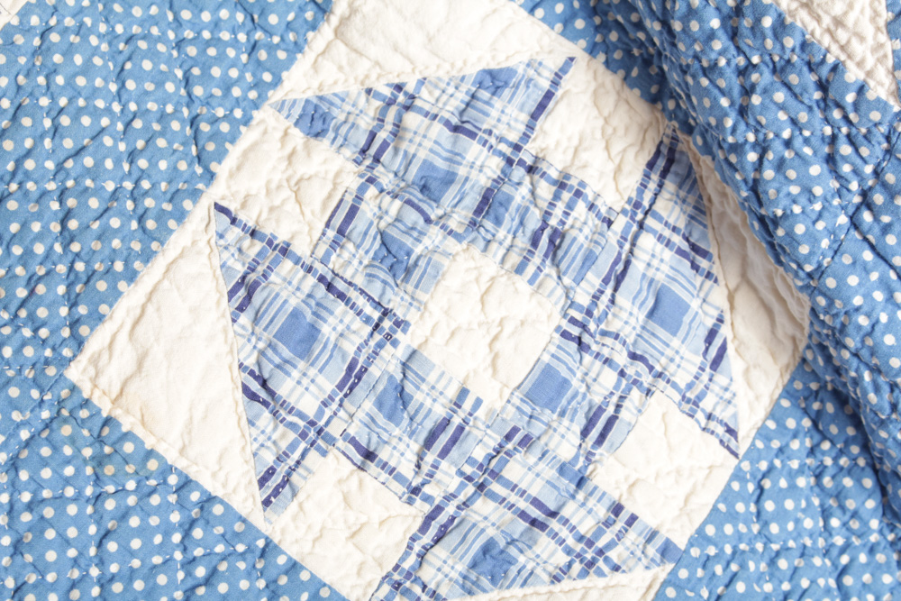 Vintage Handmade Quilt with Colonial Style Quilt Stand