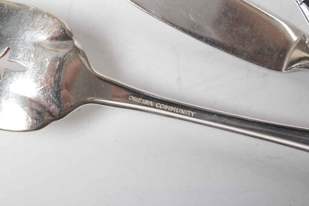 Oneida Community Plate Flatware Collection