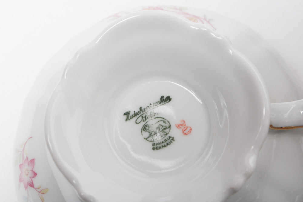 Vintage Hutschenreuther Selb "Afton" Bavarian China Service for Twelve