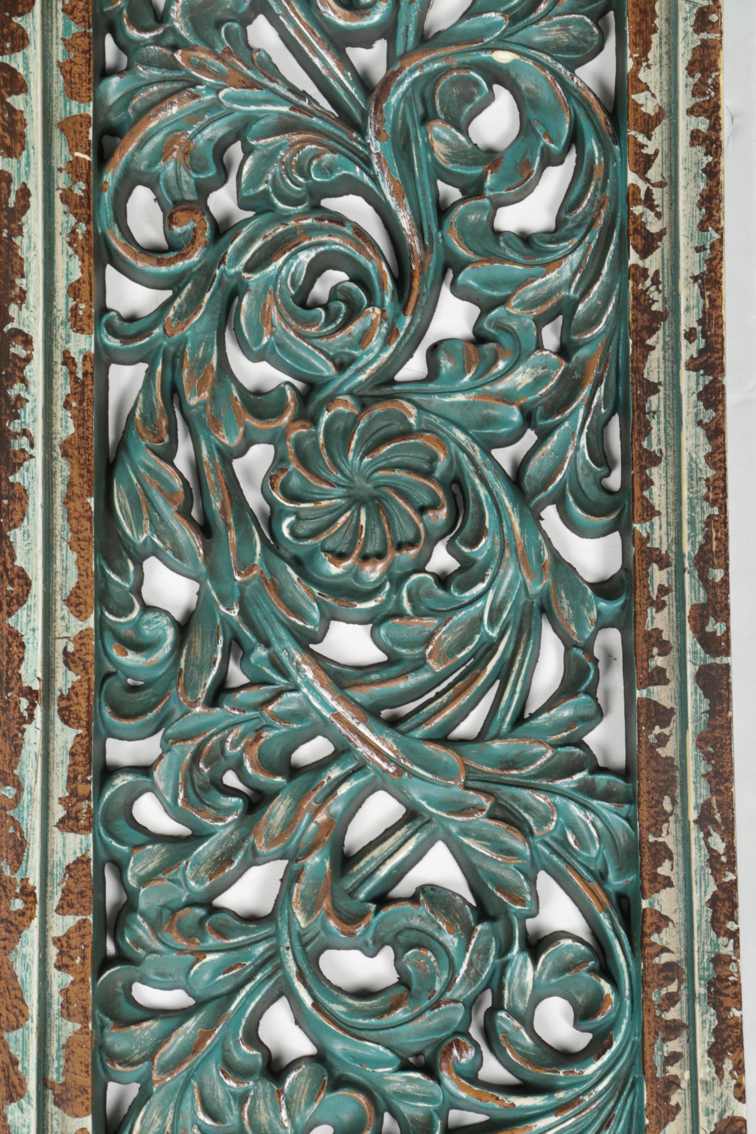 Decorative Wooden Wall Hanging